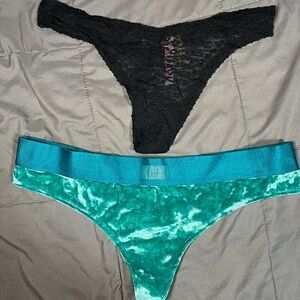 Victoria’s Secret Thongs Lot of 2 Size Large NWT Lace & Velvet